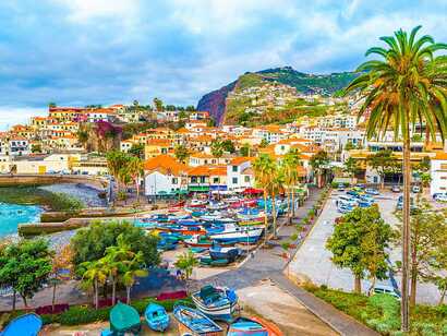 Im romantischen Fischerörtchen Camara de Lobos sollten Sie während Ihrer Madeira Rundreise unbedingt einen Stop einplanen.