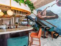 Die Bar im AP Eva Senses 4-Sterne Hotel & Spa in Faro lädt zu Drinks nach erlebnisreichen Tagem im Urlaub an der Algarve