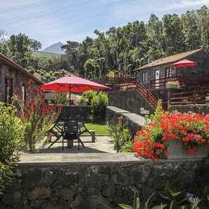 Hotel-aldeia-das-adegas-nature-resort-gartenanlage