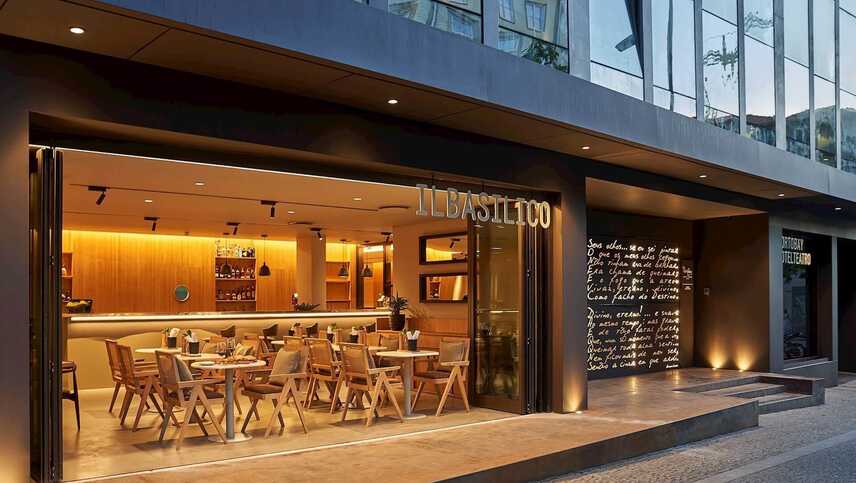 Portobay-hotel-teatro-pbht ib bar 1