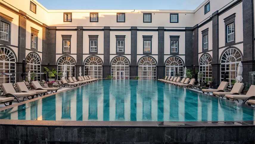 Vg-collection-s-miguel-piscina-1