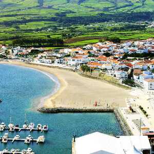 Praia da Vitoria-Ein schöner Strand in Terceira
