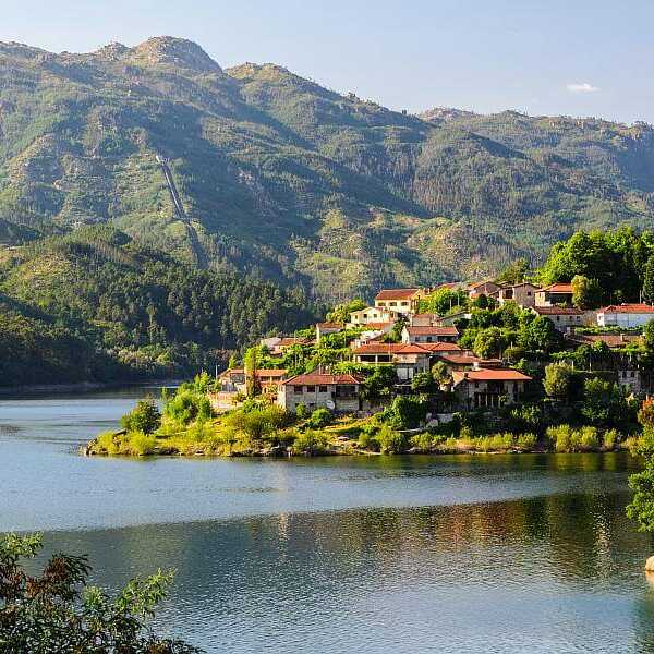 rnehmen Sie bei Ihrer Portugal Rundreise einen Abstecher in Portugals einzigen Nationalpark Peneda Geres.