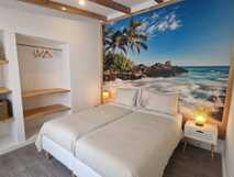Santa Cruz Villas auf Flores, gemütliches Zimmer mit maritimem Flair und entspannter Atmosphäre.