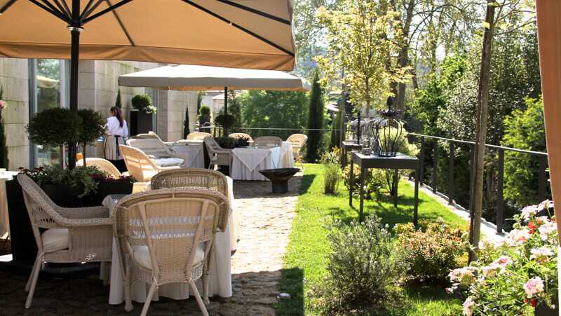 Carmo's Boutique Hotel Exterior restaurant