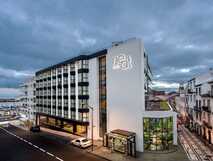 Neat Hotel auf São Miguel, modernes Stadthotel mit stilvoller Architektur und zentraler Lage in Ponta Delgada.
