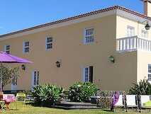 Quinta da Abelheira auf Sao Miguel, idyllisches Landhaus mit sonnigem Garten und entspannender Atmosphäre – perfekt für Ihren erholsamen Urlaub bei picotours.