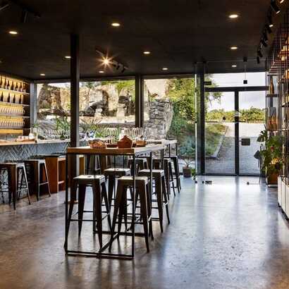 F5250f4d-a2b9-4d8f-9e05-f99e5789bb6f large