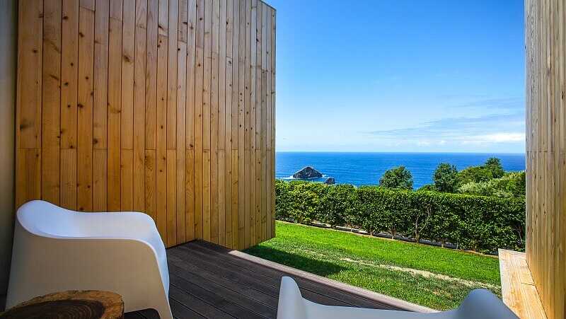 Panorama Ausblick Terrasse Mosteiros b