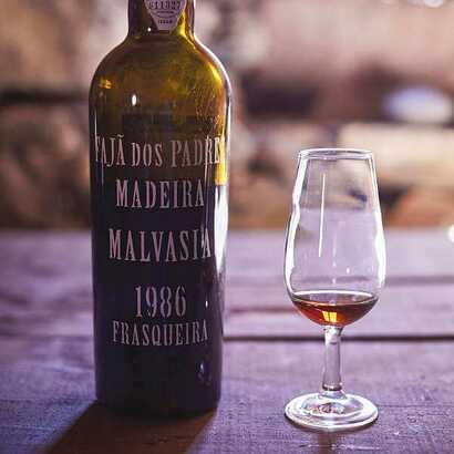 Madeira Wein Probe in der Faja dos Padres lohnt sich