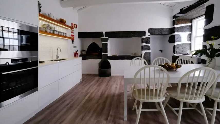 Boa-nova-hostel-kueche