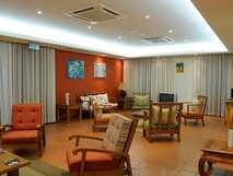 Hotel Bamboo Xaguate auf Fogo, gemütlicher und stilvoll eingerichteter Lounge-Bereich für entspannte Stunden.