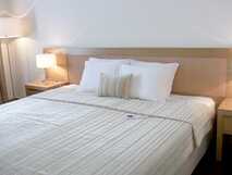 Hotel Graciosa auf Graciosa, gemütliches und helles Zimmer mit stilvollem Ambiente.