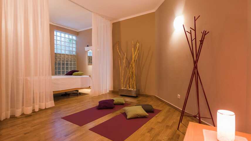 Hotel-do-campo-massage-room
