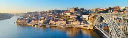 Stadt am Douro Fluss - Porto und die Strände im Norden