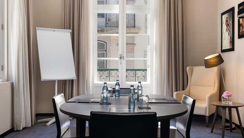 Portugal-lissabon-hotel-chiado-meetingraum