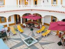 Patio der Unterkunft Rosa dos Ventos in Zambujeira do Mar - perfekt für Wanderer auf der Rota Vicentina