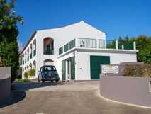 The Plantation Faial – stilvolles Guesthouse mit traditionellem Charme und entspannter Atmosphäre auf Faial, ideal für erholsame Inselabenteuer.