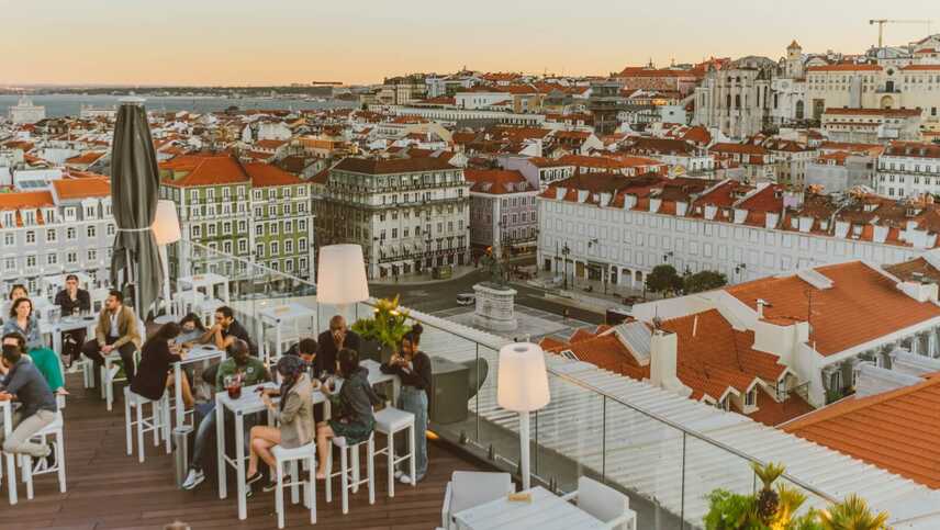Portugal-mundial-hotel-rooftop