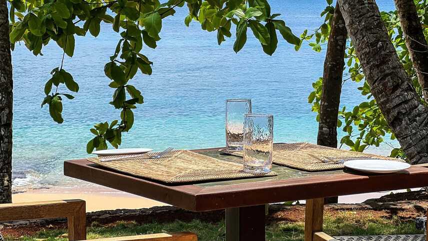 Principe-collection-hotels-and-resorts bom-bom-beach-resort bombom-restaurant-005