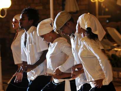 Tanzauffuehrung-live-show-praia