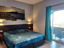 Coracao Ponta do Sol-Doppelzimmer mit Balkon in gehobenem Ambiente