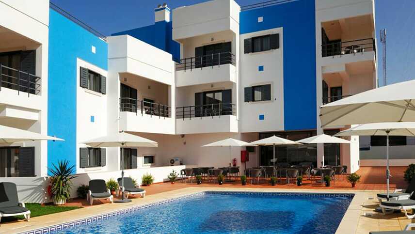 Aparthotel Vicentina Hotel Pool