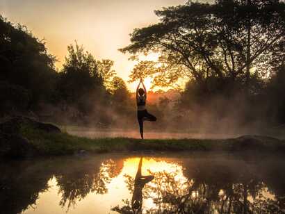 Die Landschaft der Azoren inspiriert zum Yoga und lädt ein zum Loslassen