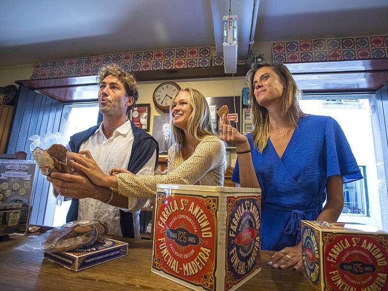 Hmm... lecker! So macht Shopping in Funchal Spaß.