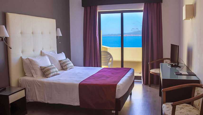 Hotel-horta-zimmer-balkon