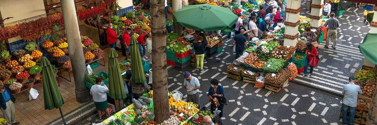 Innenhof der Markthalle in Funchal