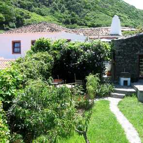 O-palheiro-palheiro-da-assomada-traditionelles-ferienhaus-azoren