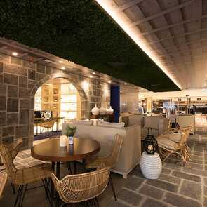 Casa-hintze-ribeiro-lounge-bereich-hotel-azoren