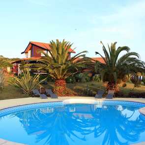 Ozimbreiro-poolgarten-ferienunterkunft-azoren