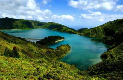 Blick auf den Lagoa do Fogo auf Sao Miguel! Der Feuersee ist Ziel einer Ihrer Sao Miguel Wanderungen.