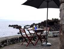 Adegas do Pico – Romantisches Abendessen mit Meerblick auf der Vulkaninsel Pico.