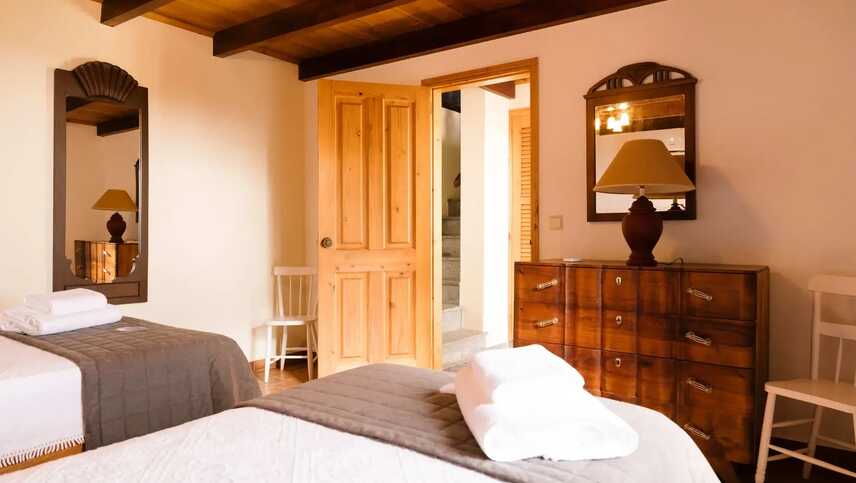 Adegas-do-pico-doppelzimmer2