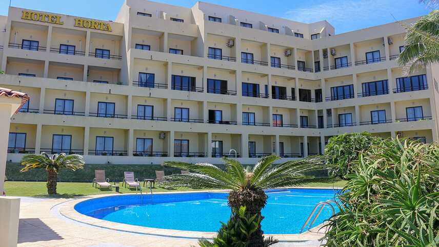 Hotel-horta-garten-pool
