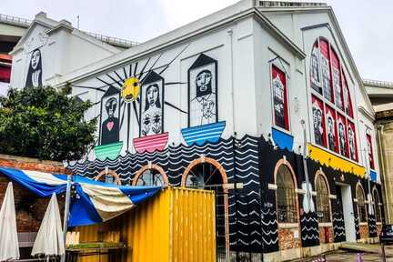 Lissabon Reise: Verpassen Sie nicht Lissabons kulturellen Hotspot LxFactory. Auf dem ehemaligen Fabrikgelände ist einer der coolsten Orte von Portugals Haupststadt entstanden.