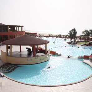Royal Decameron Poolbereich
