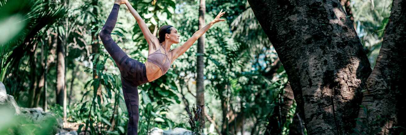 Yoga in Gärten und Parks der Azoren