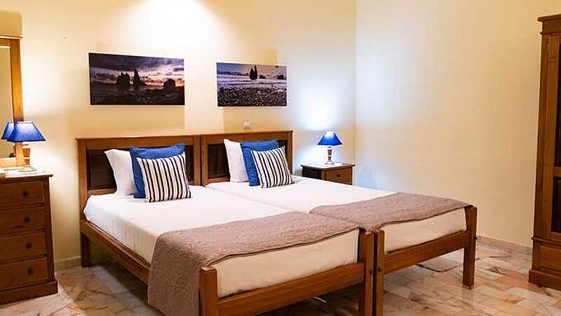 Residencial-aquamarina-zwei-bett-zimmer