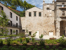 Neya Porto-Außenansicht