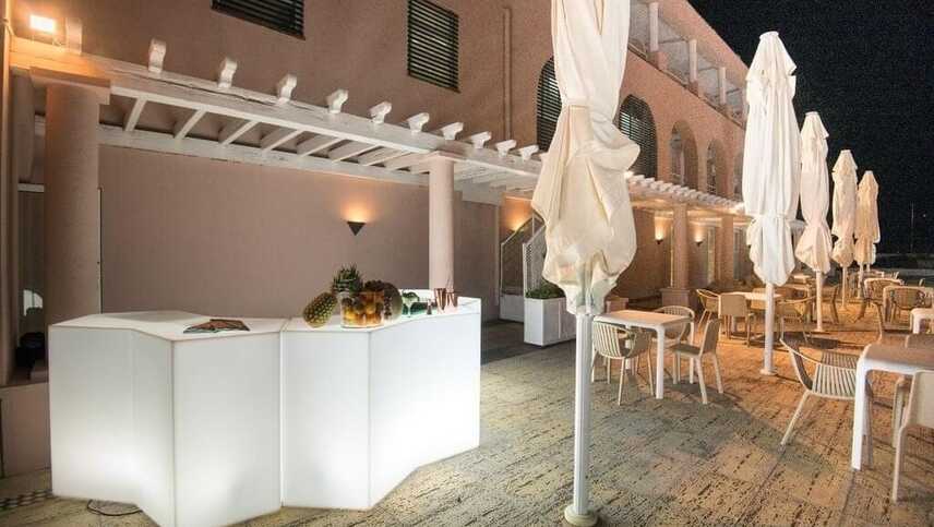 Hotel-faial-garden-terrasse