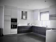 Whales Bay Hotel Apartamentos auf Sao Miguel, moderne und voll ausgestattete Küche für komfortables Wohnen und Selbstversorgung