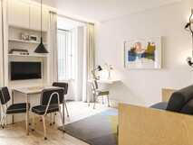 Casa da Galeria auf São Miguel – modernes, helles Apartment mit stilvoller Einrichtung und gemütlicher Atmosphäre.