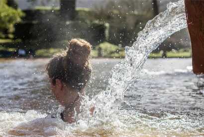 Wellness Thermalbecken Terra Nostra Park Furnas