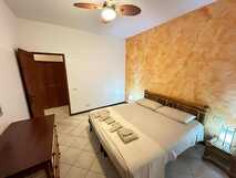 Ca Nicola Apartments auf Boa Vista, helles Apartment mit warmem Farbkonzept und praktischer Ausstattung für einen entspannten Aufenthalt.