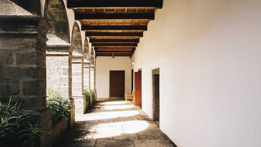 Jugendherberge-pico-klosterflur-azoren