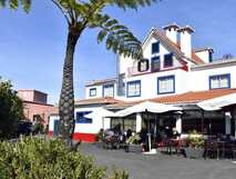 Außenbereich mit Restaurant Wanderhotel O Colmo in Santana